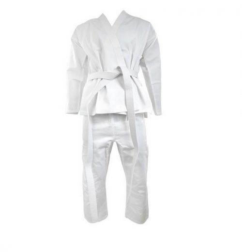 kimono do karate Sztuki walki dla dzieci – jaki sport będzie dobry na początek. karate dla dzieci, judo dla dzieci, aikido dla dzieci, zajęcia dodatkowe dla dzieci